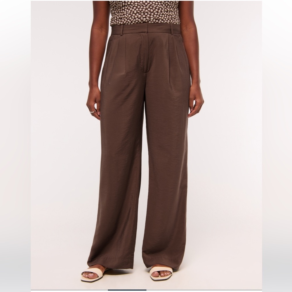 A&F Sloane Crepe Tailored Wide Leg Pants